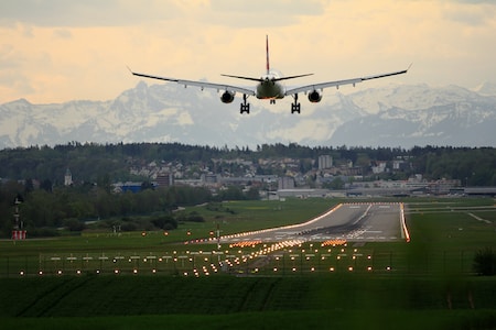 Lista de aeroporturi din România